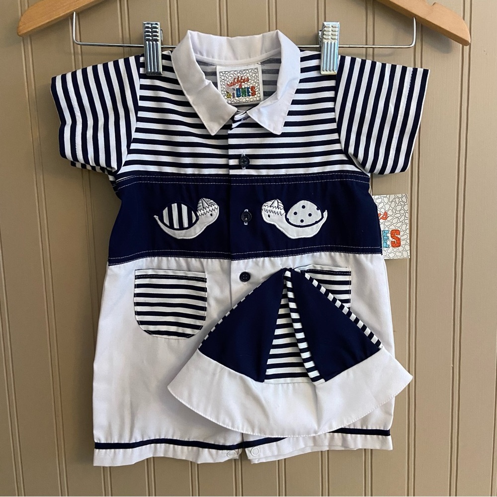 *new* Vintage Pebbles & Stones Unisex One Piece Romper Baby Size 12 Months